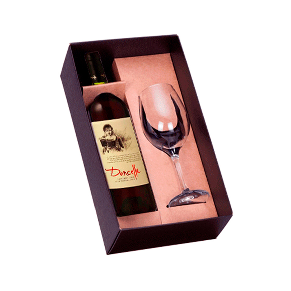 Miniatura de imagem do produto Kit Vinho Chileno Doncella com Taça
